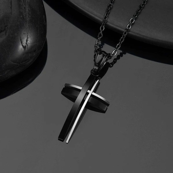 Hot-Selling Jewelry, Fashionable and Luxurious Cross Pendant Necklace, Niche and Unique