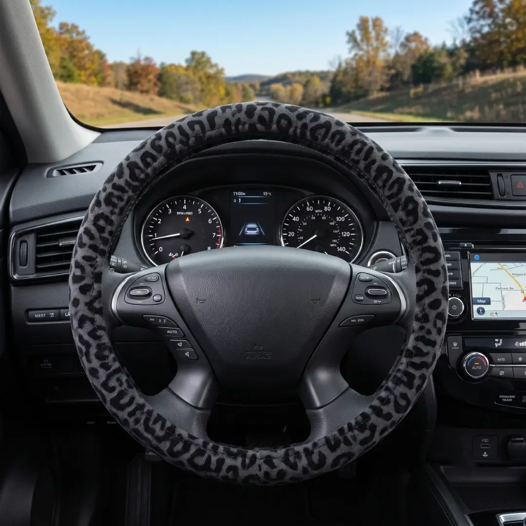 Leopard Print Steering Wheel Cover Universal 15 Inch Non-Slip Neoprene image 2